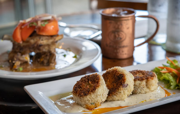 5 Best: Must-Try Crab Cakes in Philadelphia