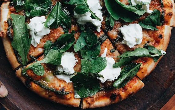 Where to Order Super Bowl Pizza in Connecticut?