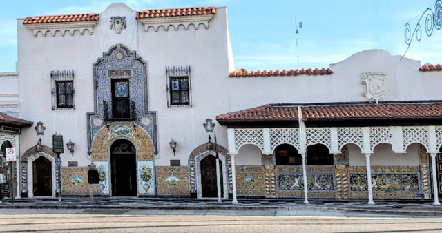 What is The Oldest Resturant in Florida?