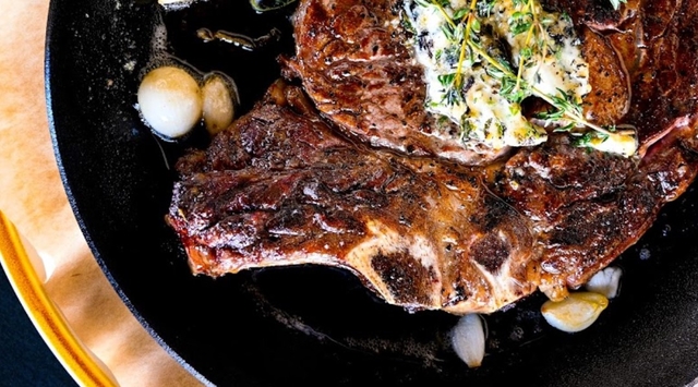Top-Rated Steakhouses in Tampa: A Carnivore's Delight