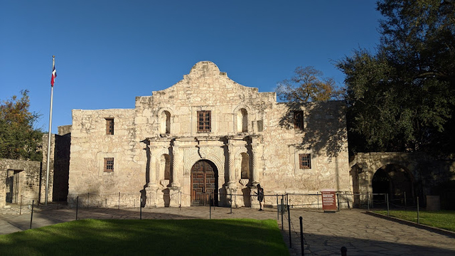 Top 10 Tourist Traps to Skip on Your Texas Vacation